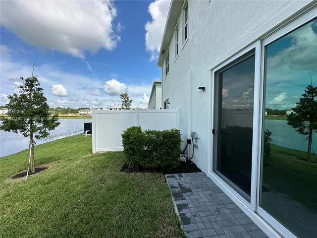 $2,350 | 402 Southeast Crossoak Lane, Unit 402, Port St. Lucie, FL 34984