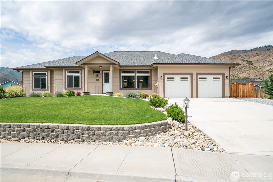 1020 Columbia Point Entiat, WA 98822 - Photo 1 of 1 Gallery Image 1