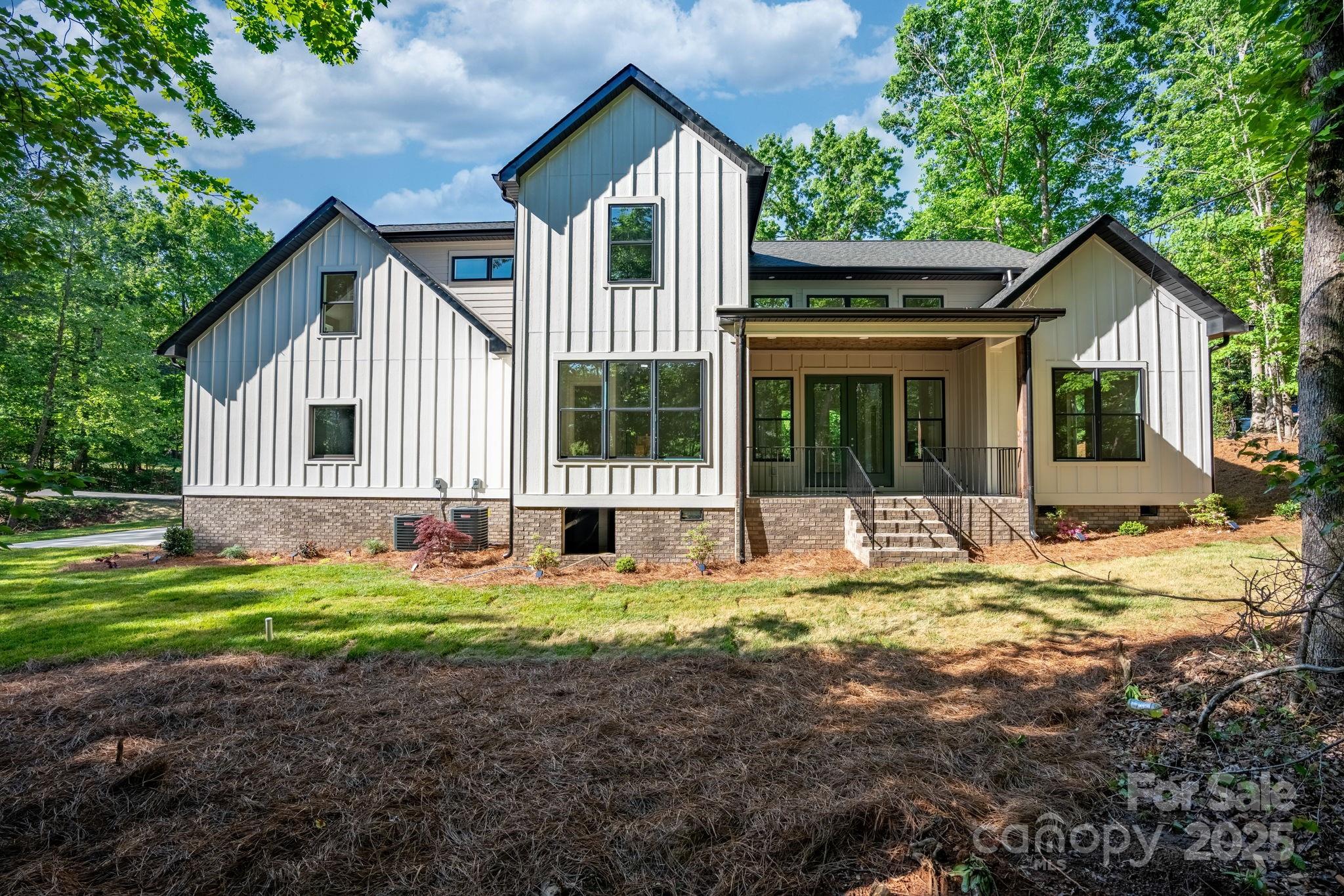 111 Greens Road Granite Falls, NC 28630 - Photo 5 of 38 Gallery Image 5
