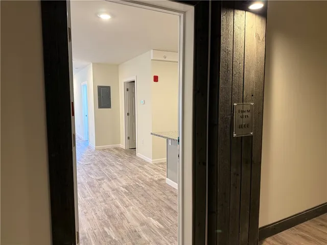 $2,100 | 327 Pine Street, Unit 4006, Pawtucket, RI 02860