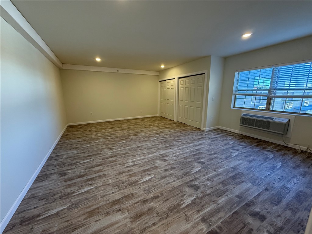 327 Pine Street, Unit 4006 Pawtucket, RI 02860 - Photo 3 of 13