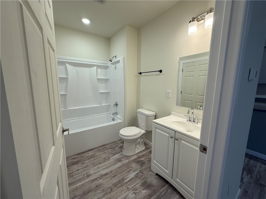 327 Pine Street, Unit 4006 Pawtucket, RI 02860 - Photo 5 of 13