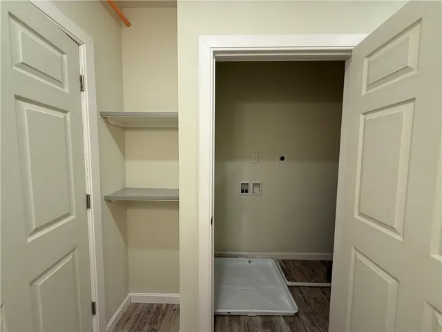 $2,100 | 327 Pine Street, Unit 4006, Pawtucket, RI 02860