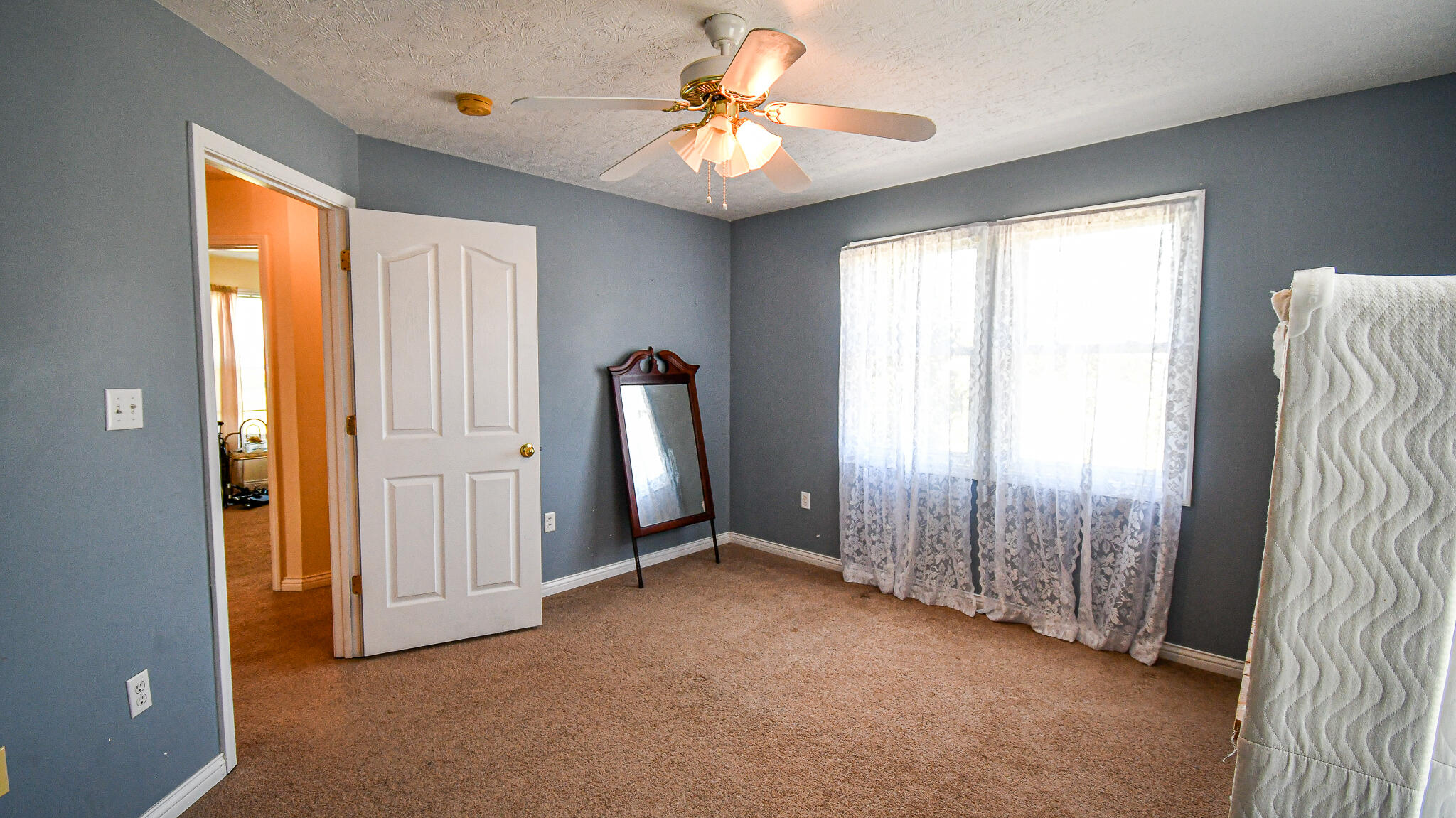 6981 Lawrenceburg Road Chaplin, KY 40012 - Photo 27 of 50 DSC_3563