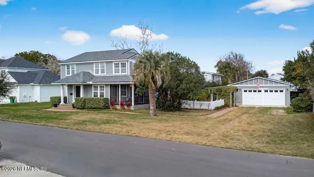 $875,000 | 525 13th Avenue North, Jacksonville Beach, FL 32250
