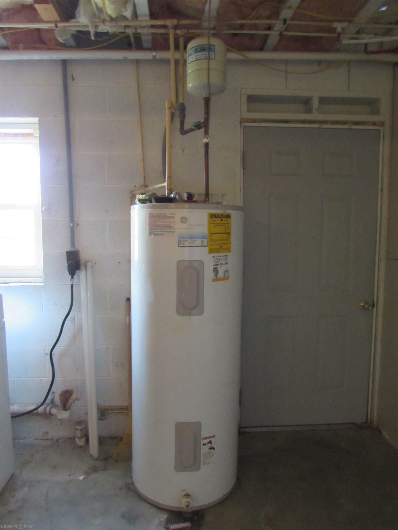 2313 Peppers Ferry Road Pulaski, VA 24301 - Photo 29 of 38 Gallery Image 29