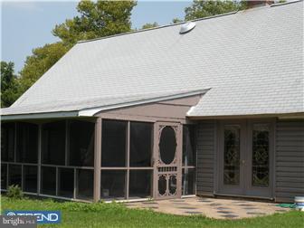 59 Seckelpear Road Levittown, PA 19056 - Photo 11 of 12 Exterior Back