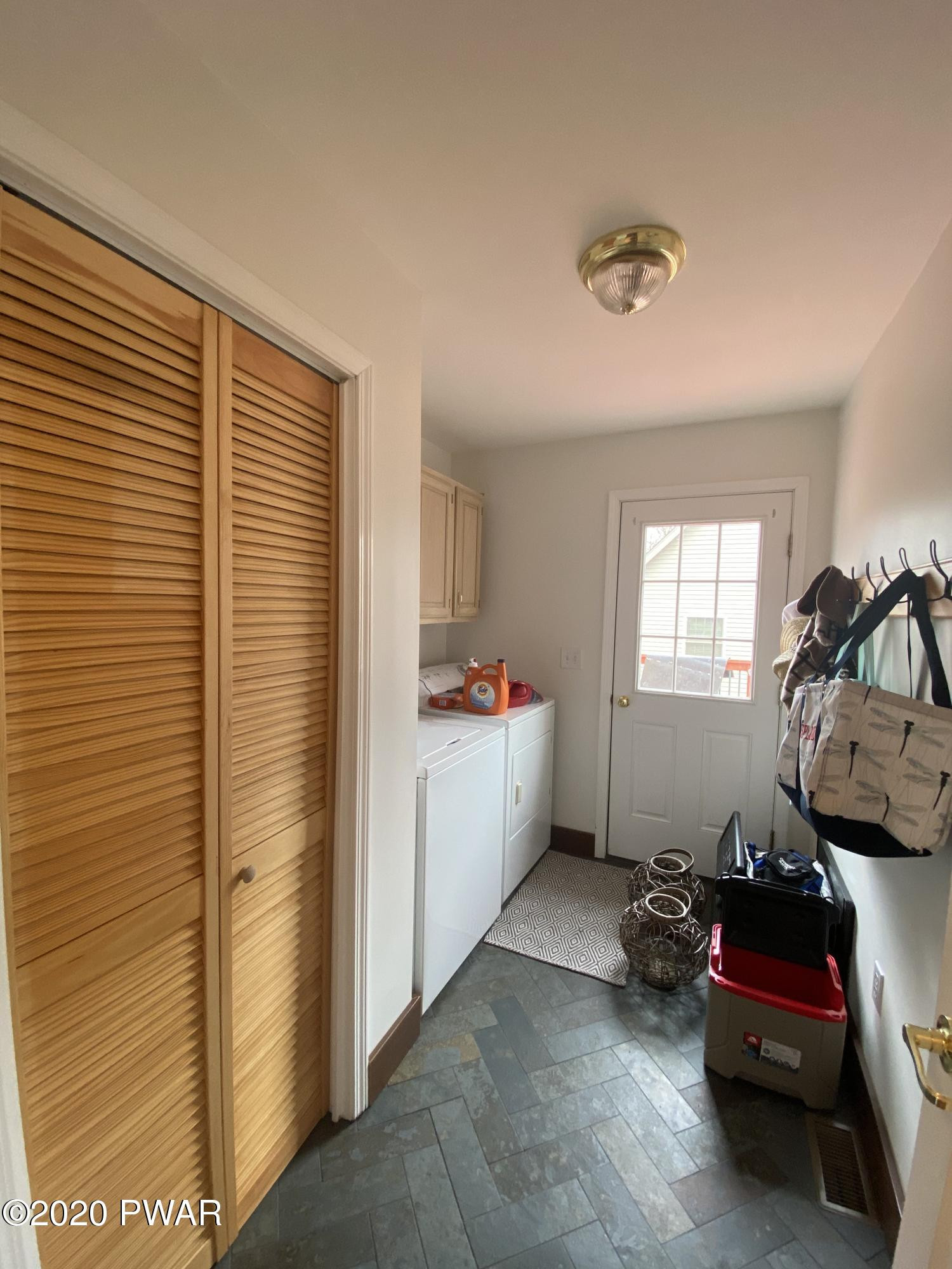 109 Poplar Road Tafton, PA 18464 - Photo 16 of 19 Laundry Room