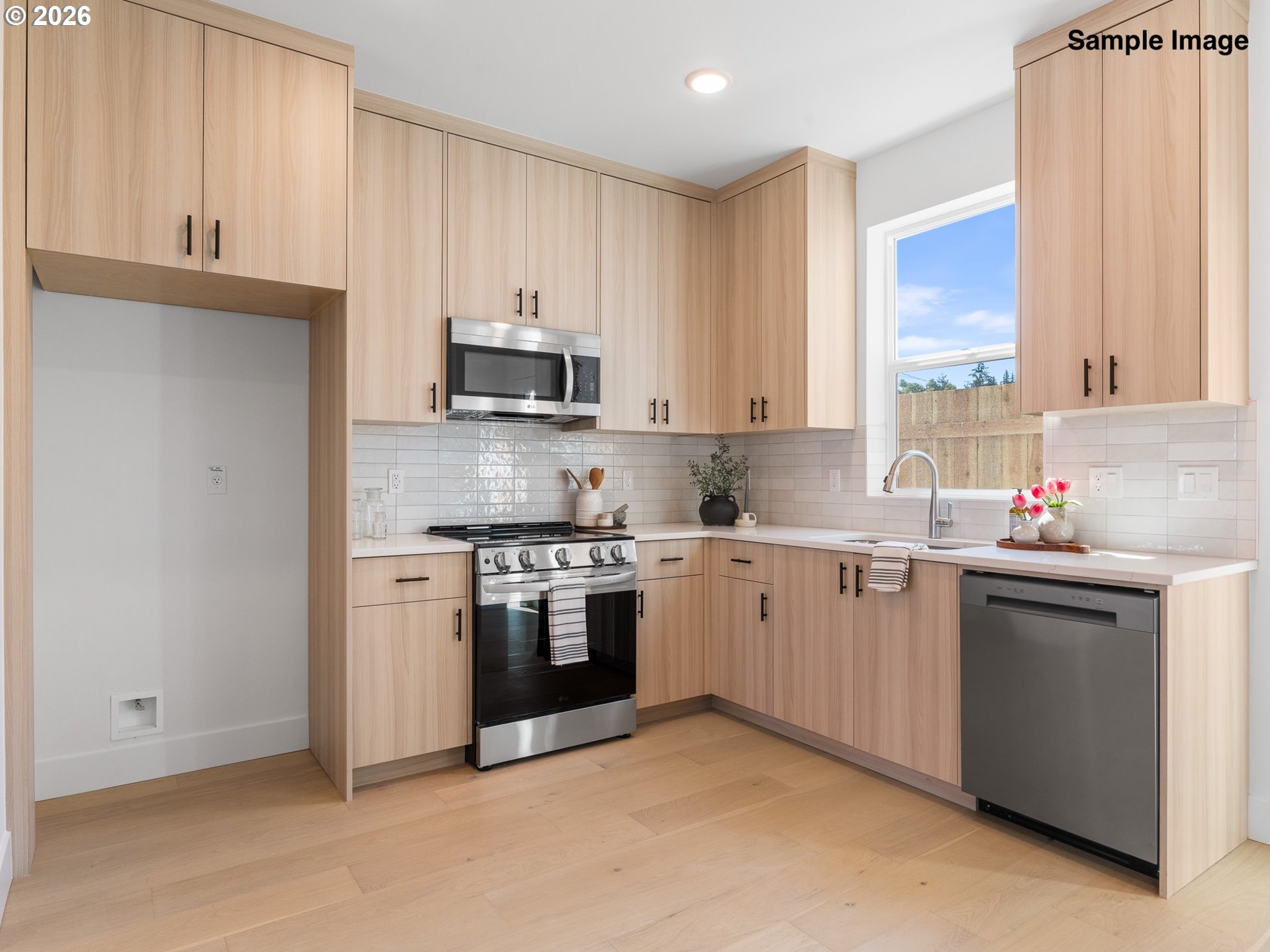 4364 Northeast Going Street Portland, OR 97218 - Photo 6 of 18