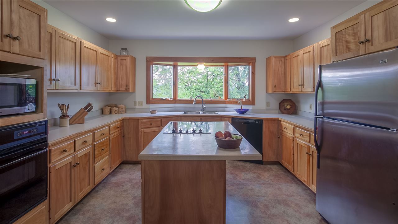 48 Old Keene Road Walpole, NH 03608 - Photo 8 of 40