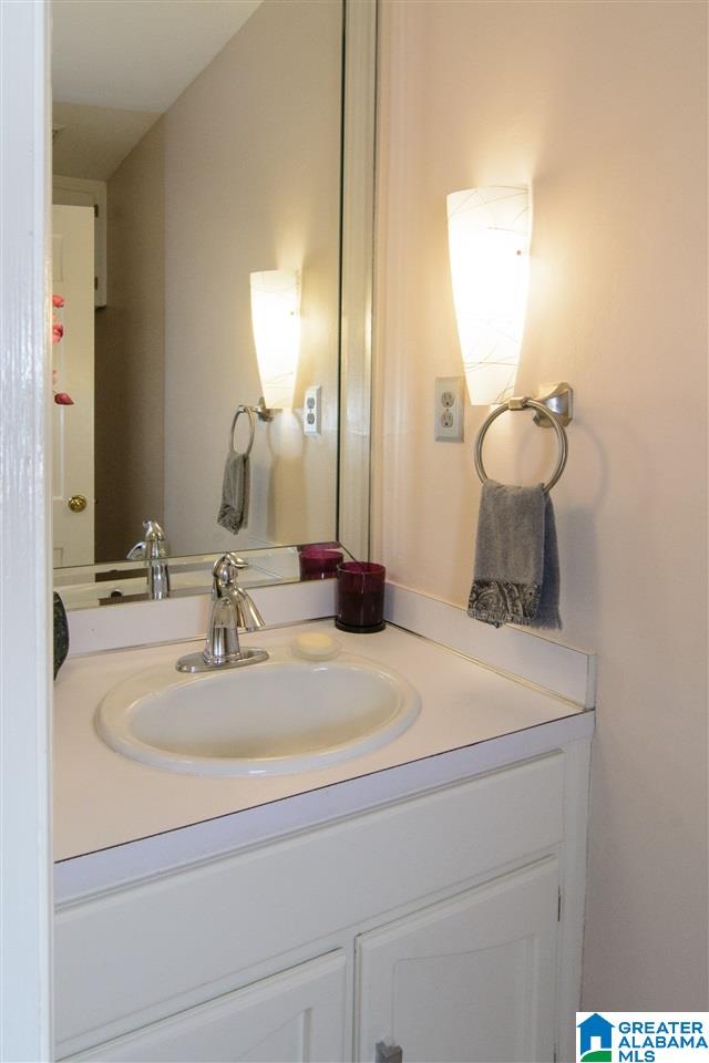 3735 Forest Run Road Birmingham, AL 35223 - Photo 22 of 48