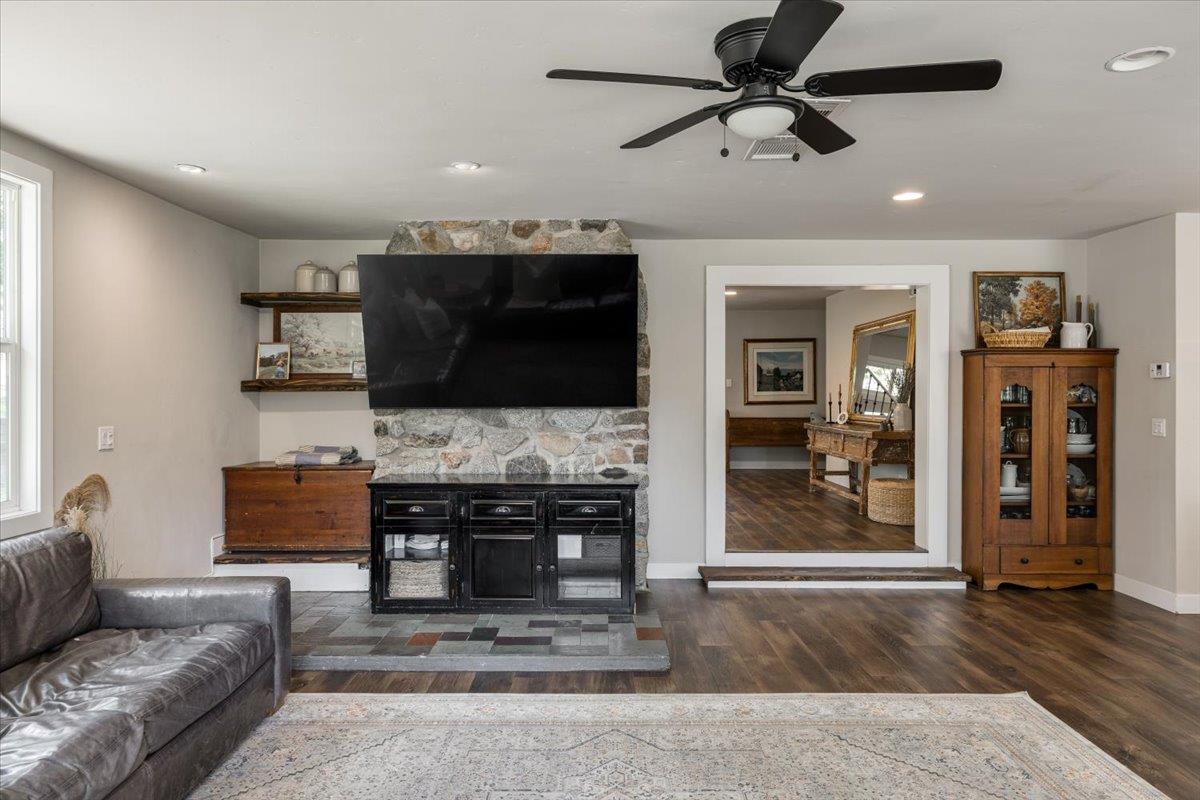 4963 Del Haven Road Placerville, CA 95667 - Photo 10 of 53