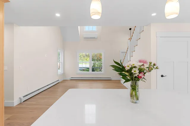 $750,000 | 26 Peggy Lane, Manchester, ME 04351