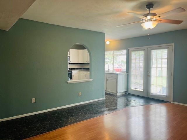 5060 Arbor Glen Road The Colony, TX 75056 - Photo 5 of 19