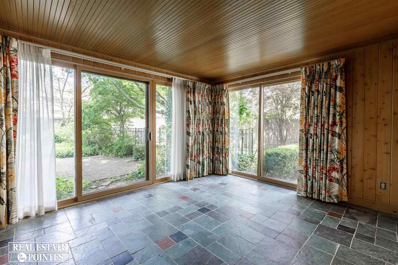 75 Handy Road Grosse Pointe Farms, MI 48236 - Photo 11 of 46