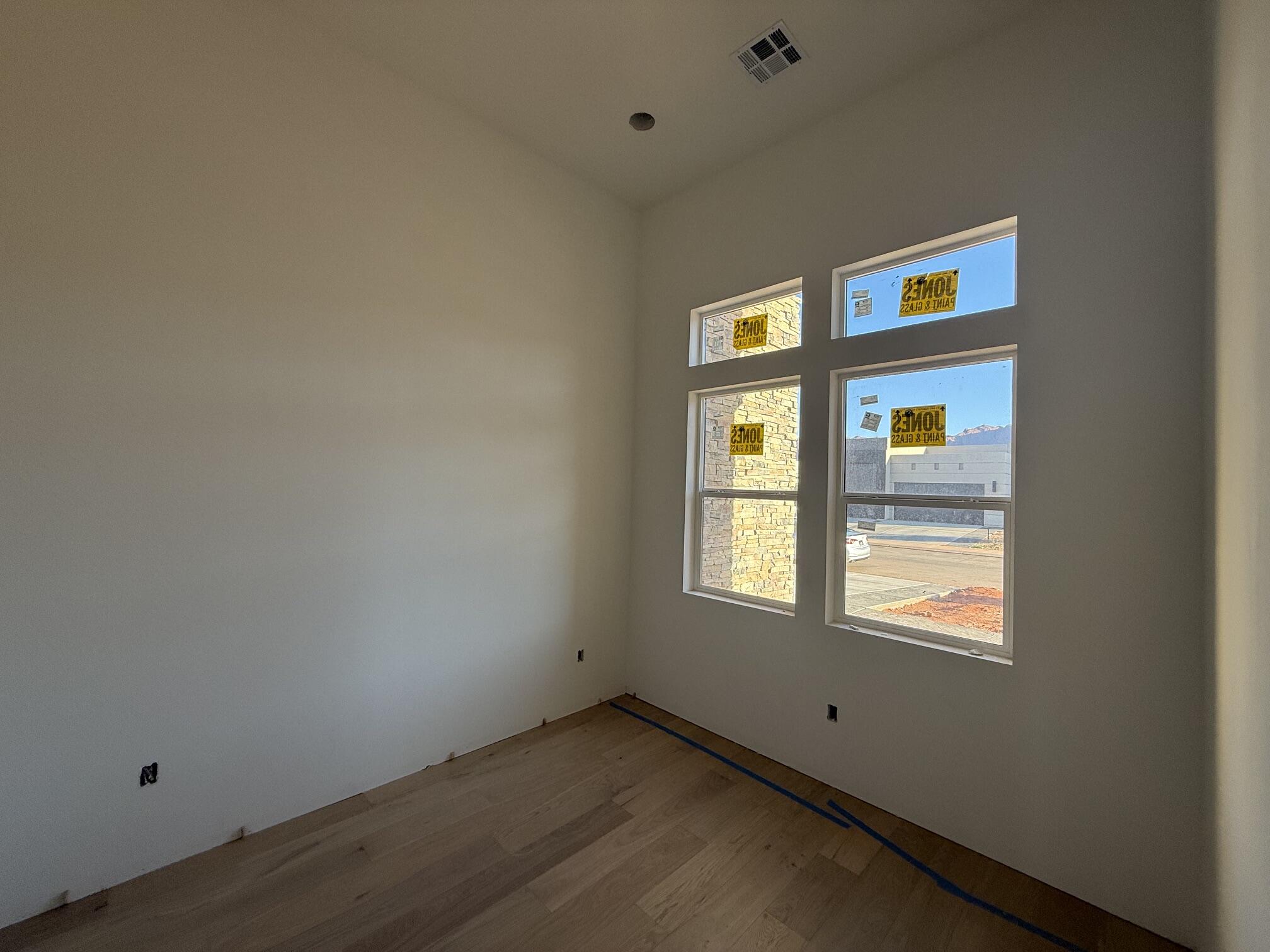 547 West 30 South Ivins, UT 84738 - Photo 4 of 22 IMG_4457