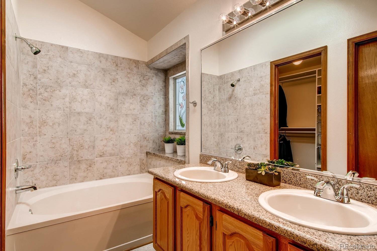 9592 Pinebrook Street Highlands Ranch, CO 80130 - Photo 16 of 28 Gallery Image 16