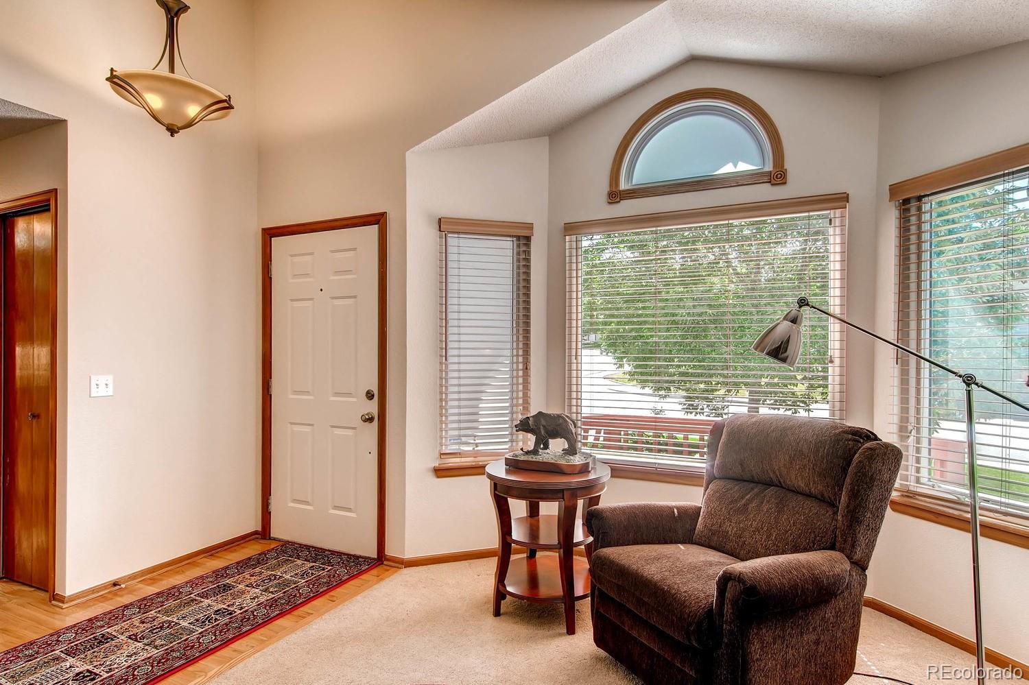 9592 Pinebrook Street Highlands Ranch, CO 80130 - Photo 6 of 28 Gallery Image 6