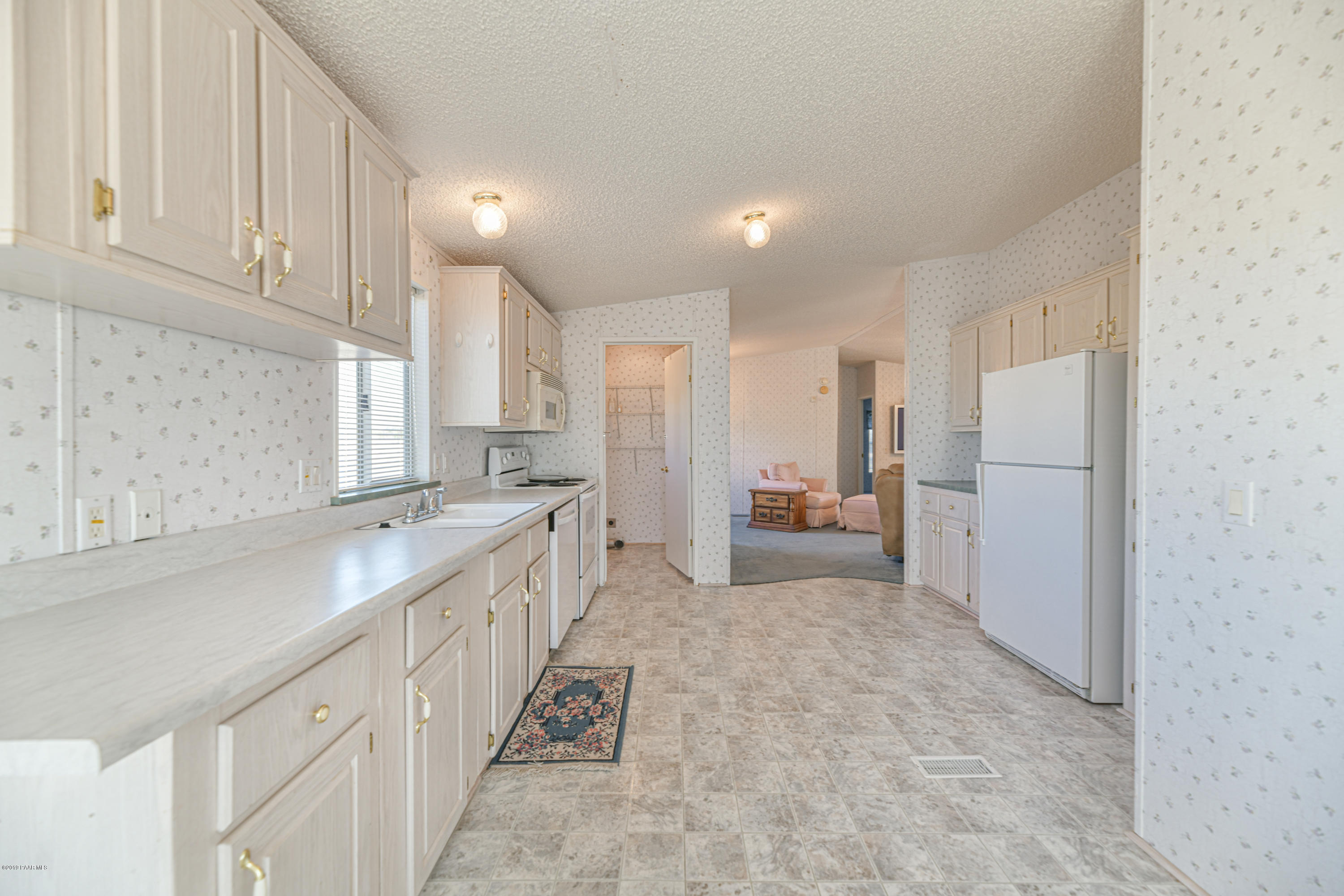 2200 North Reed Road Chino Valley, AZ 86323 - Photo 17 of 29 DSC_9019