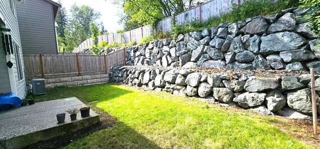 a view of an outdoor space and yard