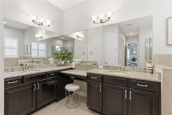 $525,000 | 624 Winterside Drive, Apollo Beach, FL 33572