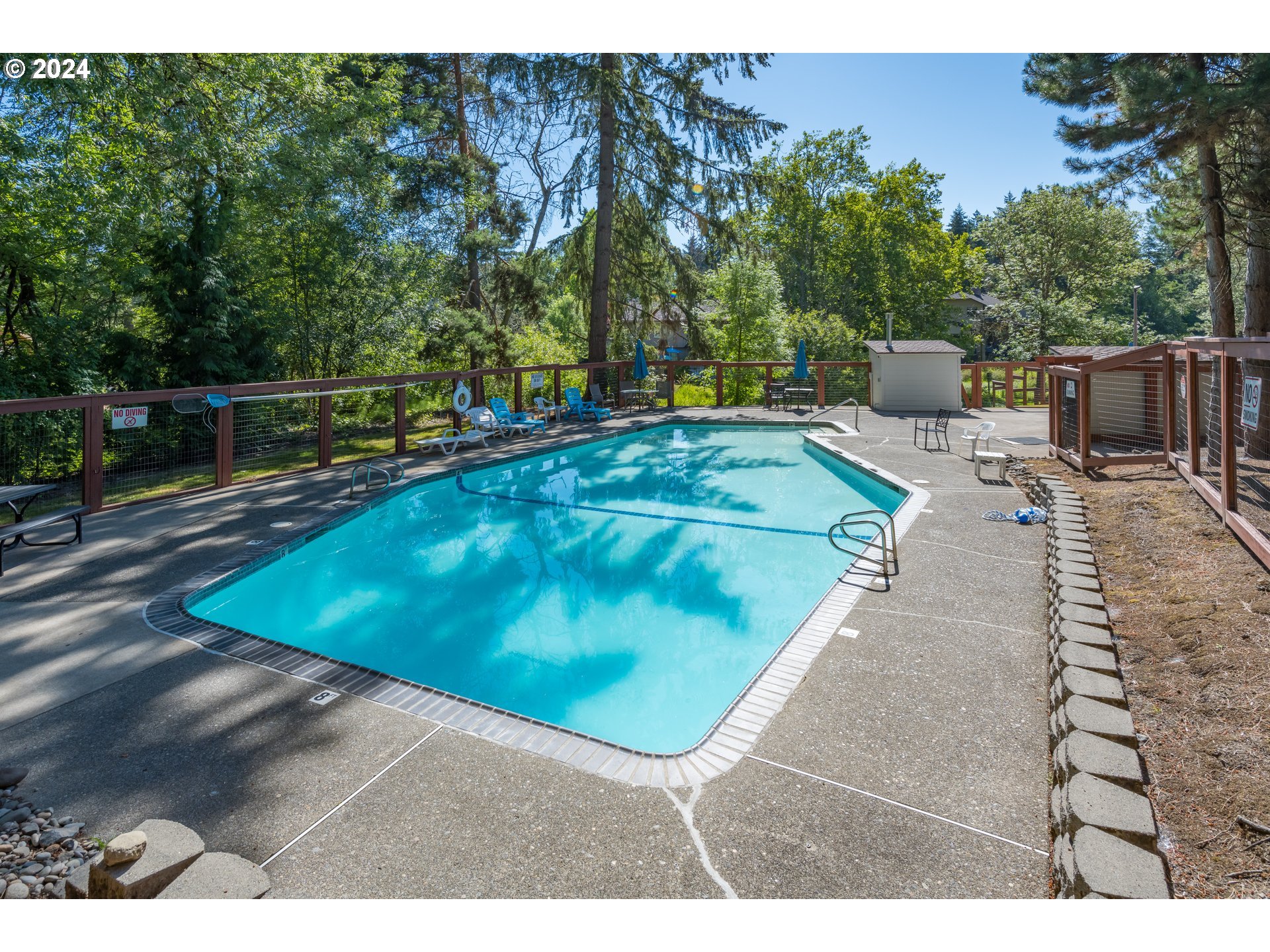 6035 Southwest Glenbrook Road Beaverton, OR 97007 - Photo 26 of 35 Community Pool
