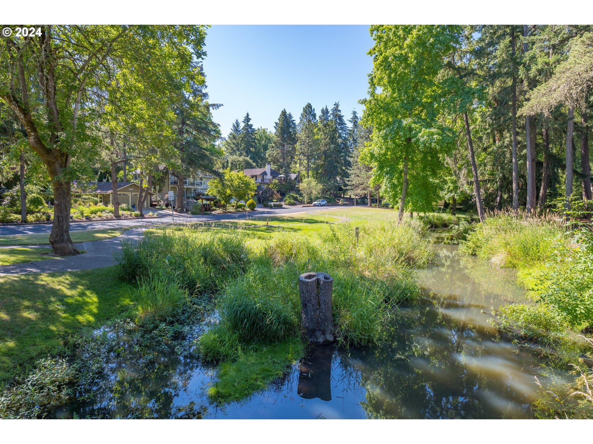 6035 Southwest Glenbrook Road Beaverton, OR 97007 - Photo 28 of 35 Community Park