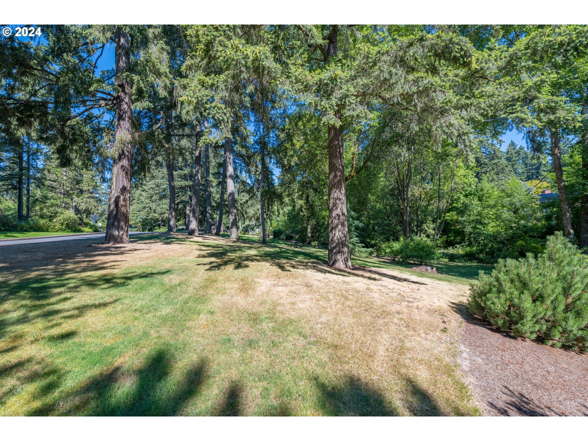 6035 Southwest Glenbrook Road Beaverton, OR 97007 - Photo 29 of 35 Community Park