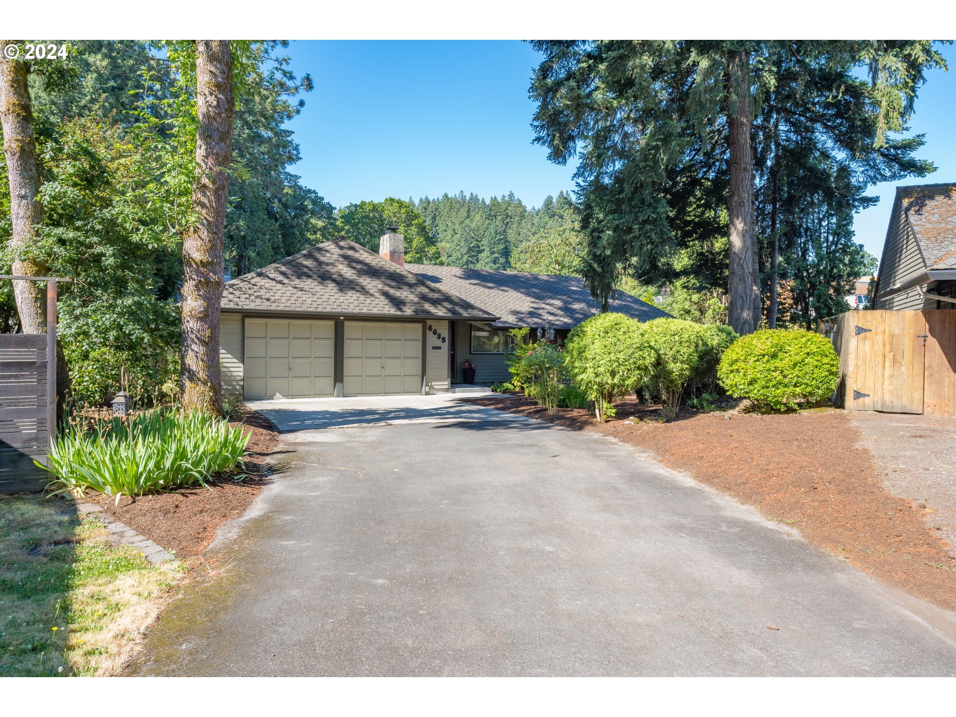 6035 Southwest Glenbrook Road Beaverton, OR 97007 - Photo 34 of 35 Exterior