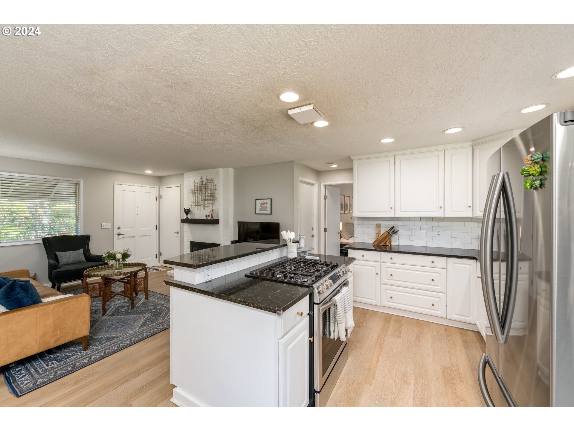 Kitchen/Living Room
