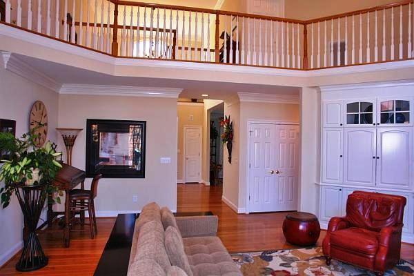 5444 Woodchuck Road Roanoke, VA 24018 - Photo 15 of 71 Great Room & Upstairs