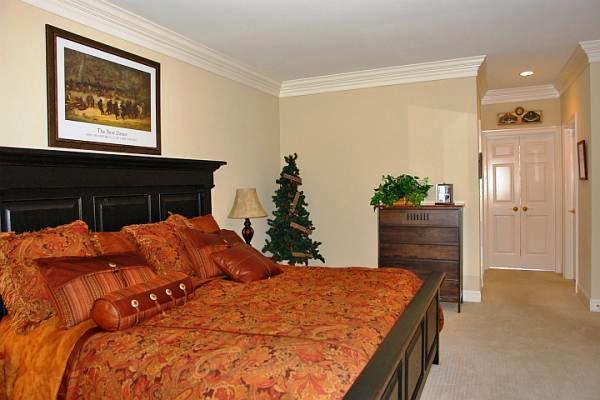 5444 Woodchuck Road Roanoke, VA 24018 - Photo 32 of 71 Master Suite