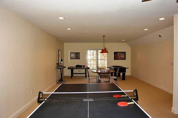 5444 Woodchuck Road Roanoke, VA 24018 - Photo 60 of 71 Game Room