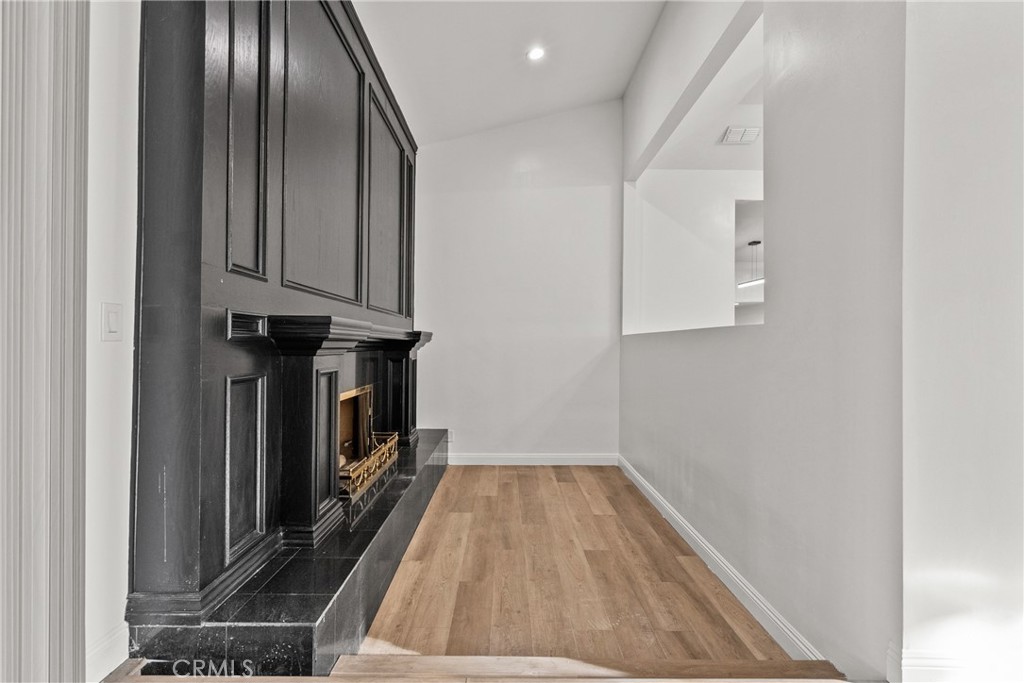 9724 Bothwell Road Northridge, CA 91324 - Photo 13 of 64