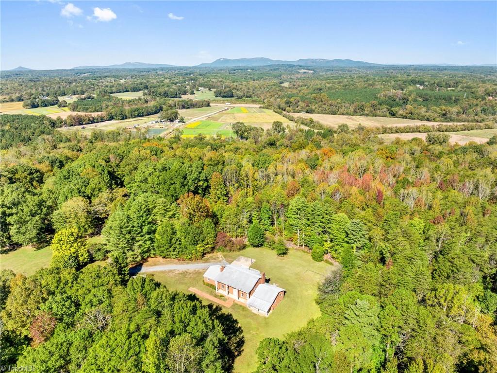 664 Spring Street Walnut Cove, NC 27052 - Photo 46 of 50 Gallery Image 46