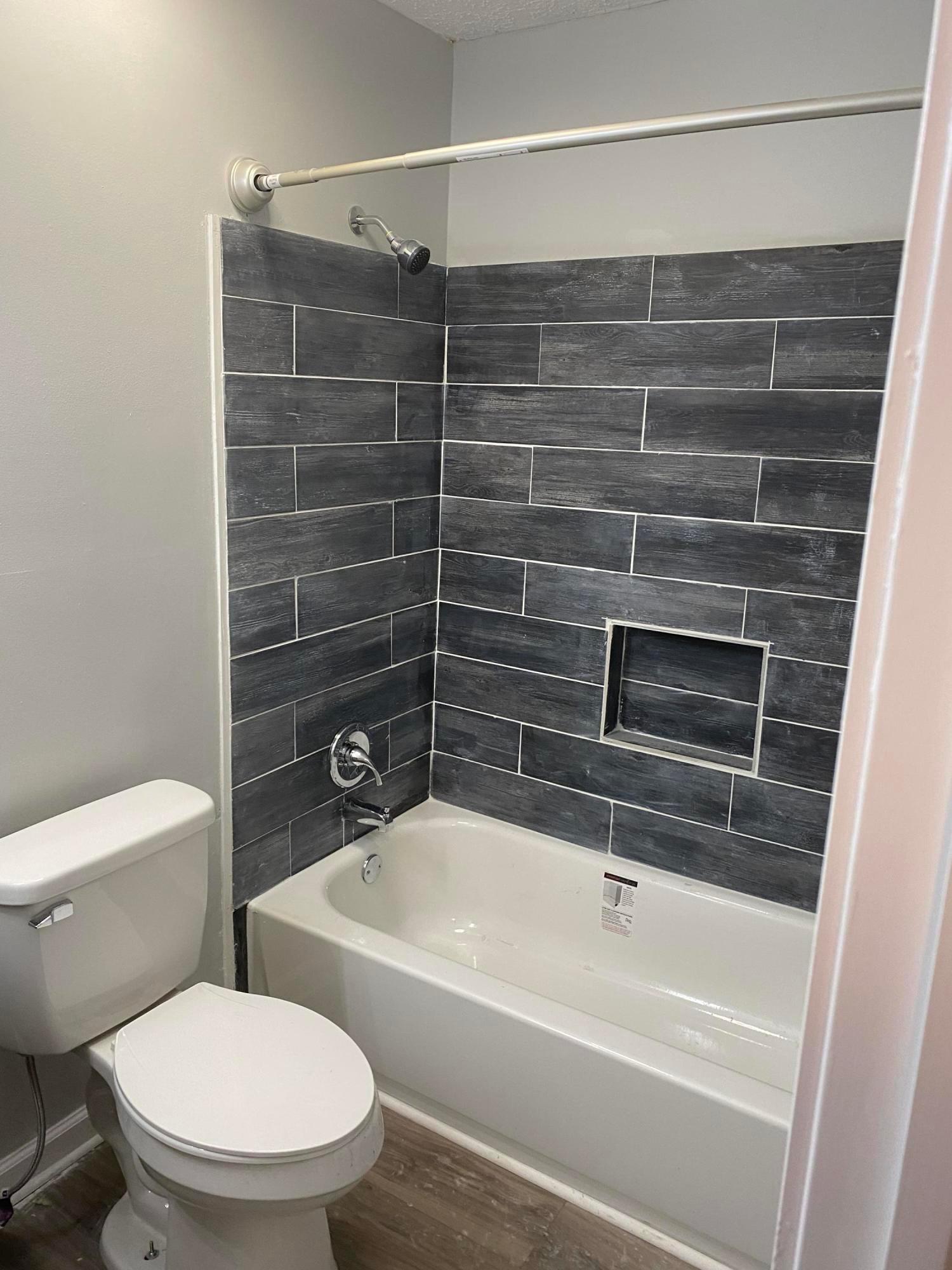 882 South Spring Road Westerville, OH 43081 - Photo 4 of 13 Gallery Image 4