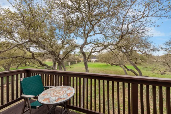 $5,500 | 664 Ranchers Club Lane, Unit 1, Driftwood, TX 78619