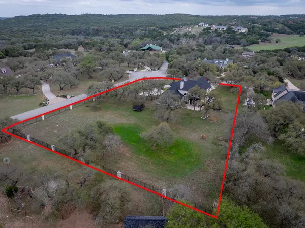 $5,500 | 664 Ranchers Club Lane, Unit 1, Driftwood, TX 78619