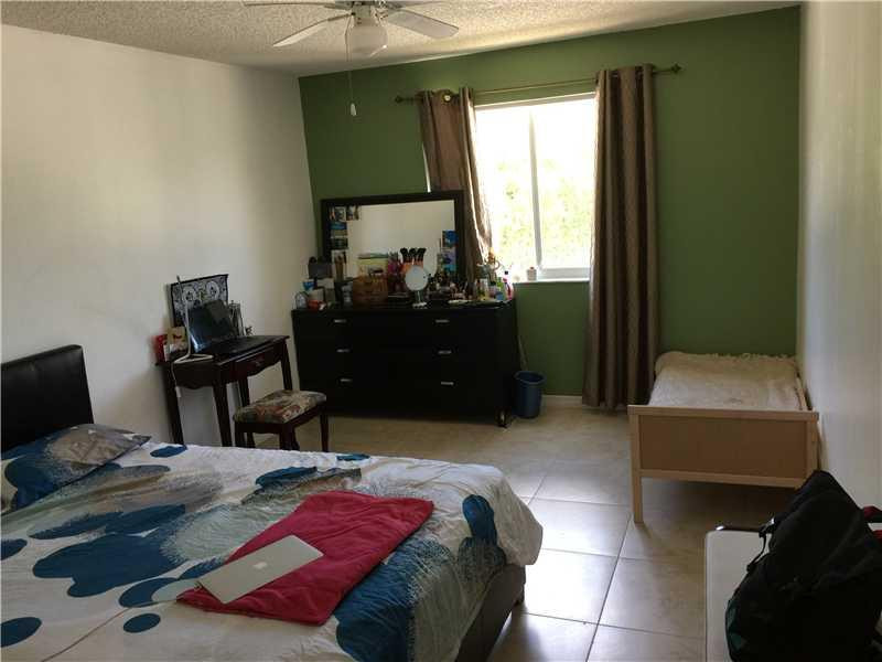470 South Park Road, Unit 7204 Hollywood, FL 33021 - Photo 6 of 10 Exterior Front