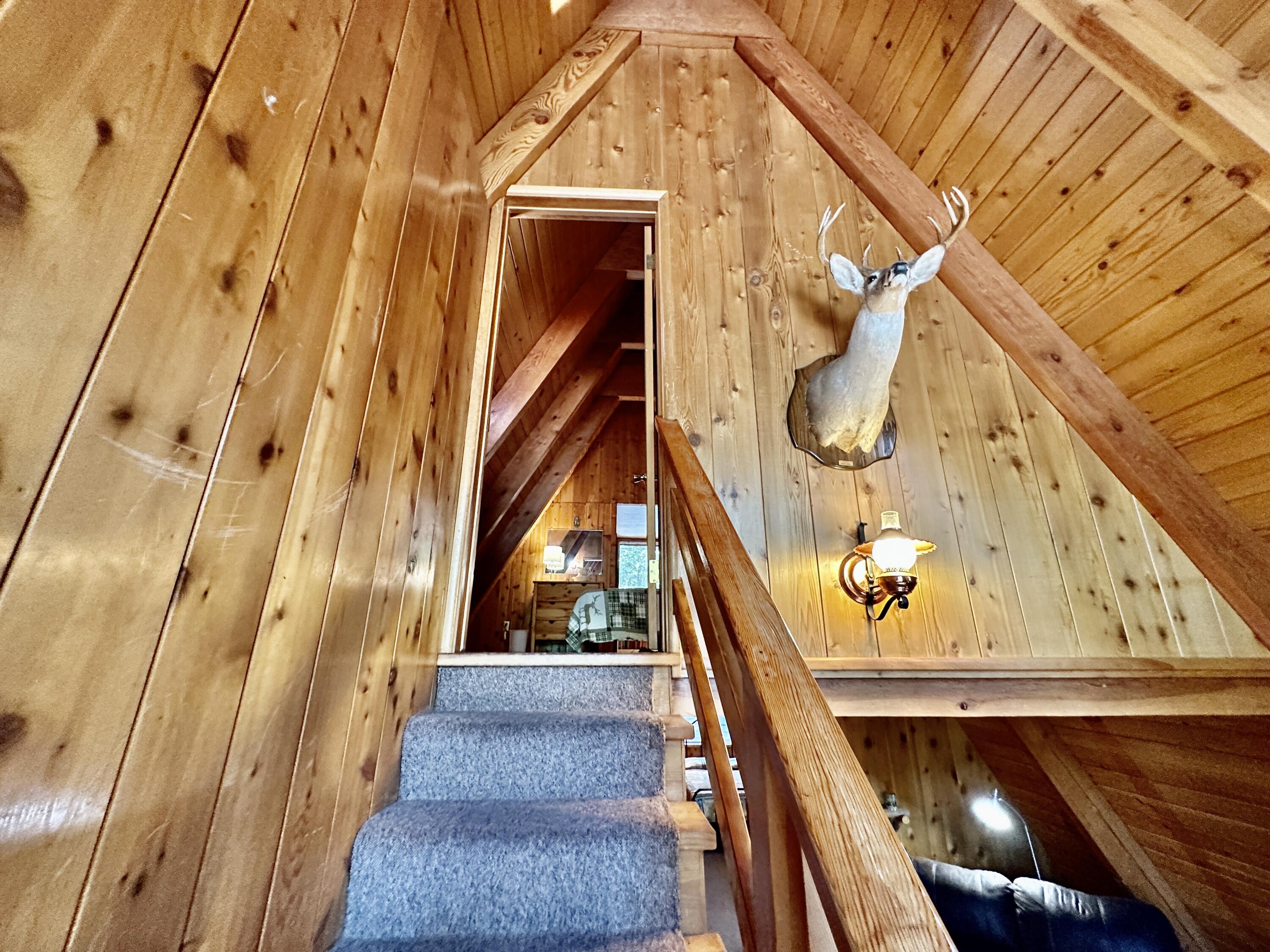 24560 Upper Rim Rock Road Idyllwild, CA 92549 - Photo 32 of 56 a view of entryway