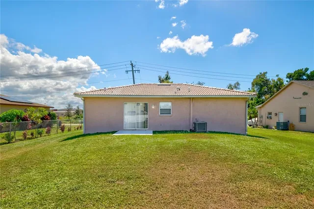 $345,000 | 1112 21st Street East, Palmetto, FL 34221