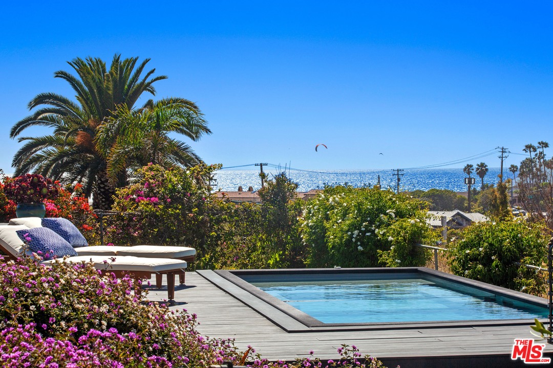 6409 Surfside Way Malibu, CA 90265 - Photo 3 of 53