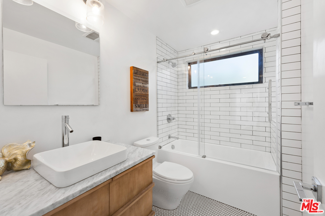 6409 Surfside Way Malibu, CA 90265 - Photo 28 of 53