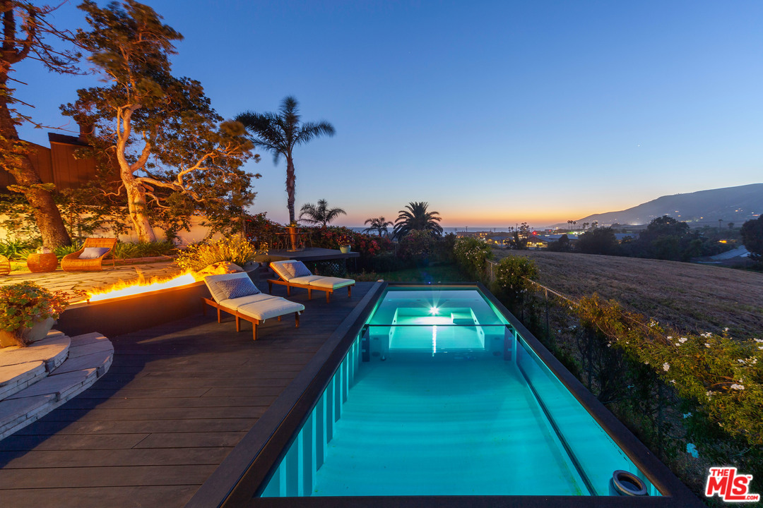 6409 Surfside Way Malibu, CA 90265 - Photo 10 of 53