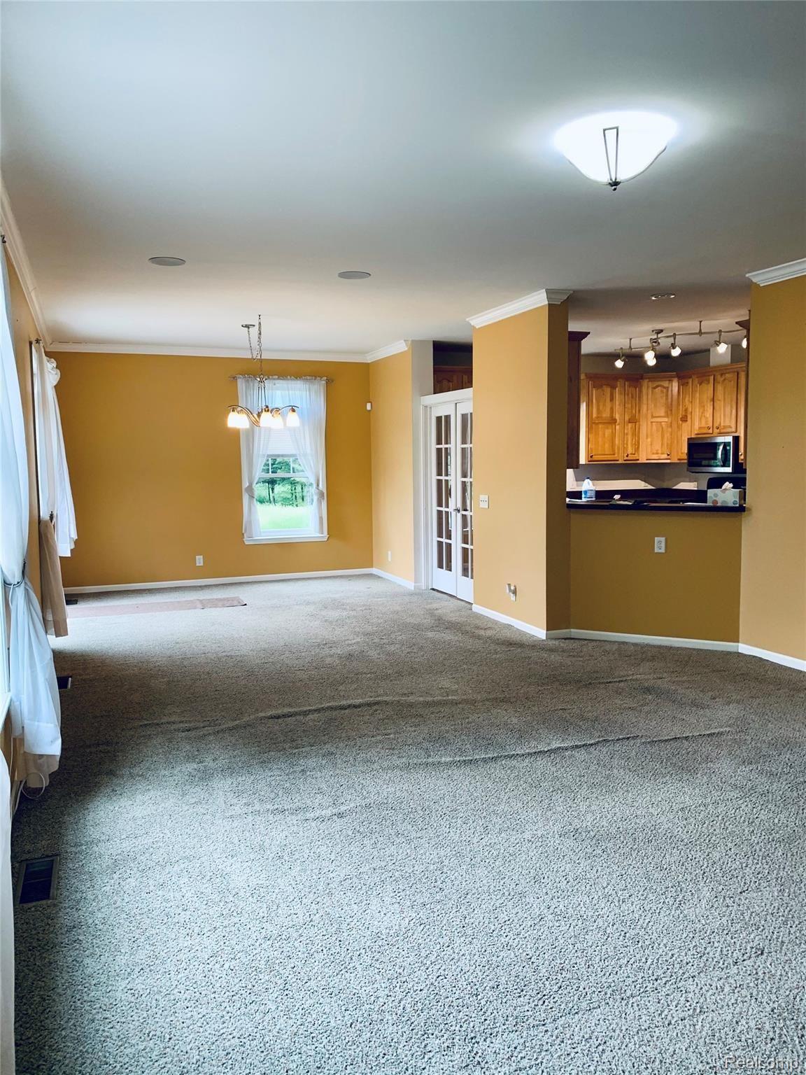 1540 Middle Road Highland, MI 48357 - Photo 11 of 38 IMG_7457.jpg