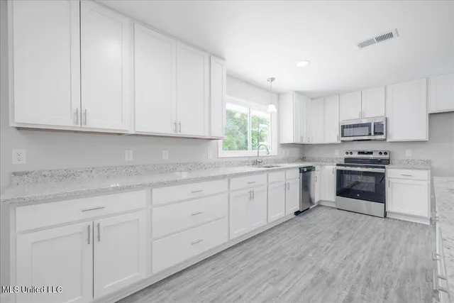 $275,000 | 2215 Plum Point Road, Pope, MS 38658