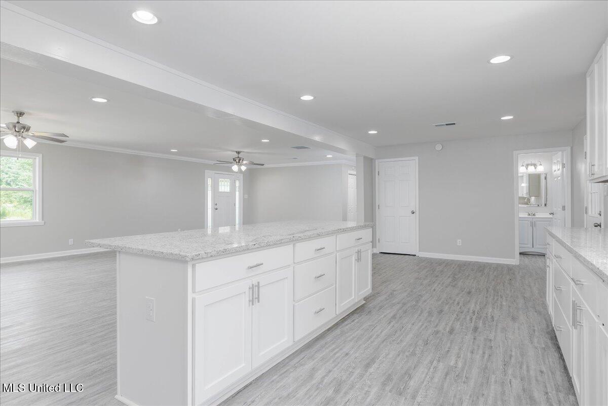 2215 Plum Point Road Pope, MS 38658 - Photo 15 of 44 17-kitchen