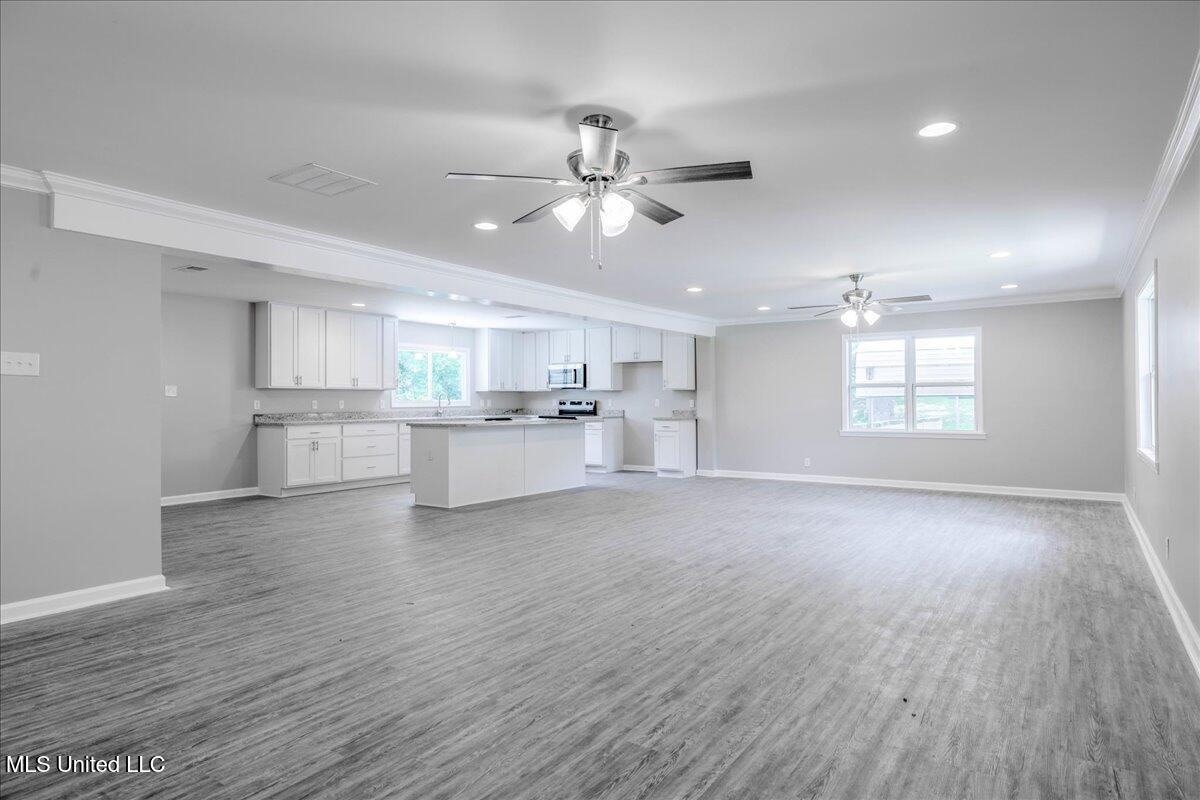 2215 Plum Point Road Pope, MS 38658 - Photo 10 of 44 12-Living Room to Kitchen