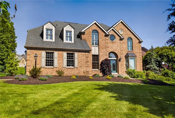 $915,000 | 154 Bittersweet Circle, Venetia, PA 15367