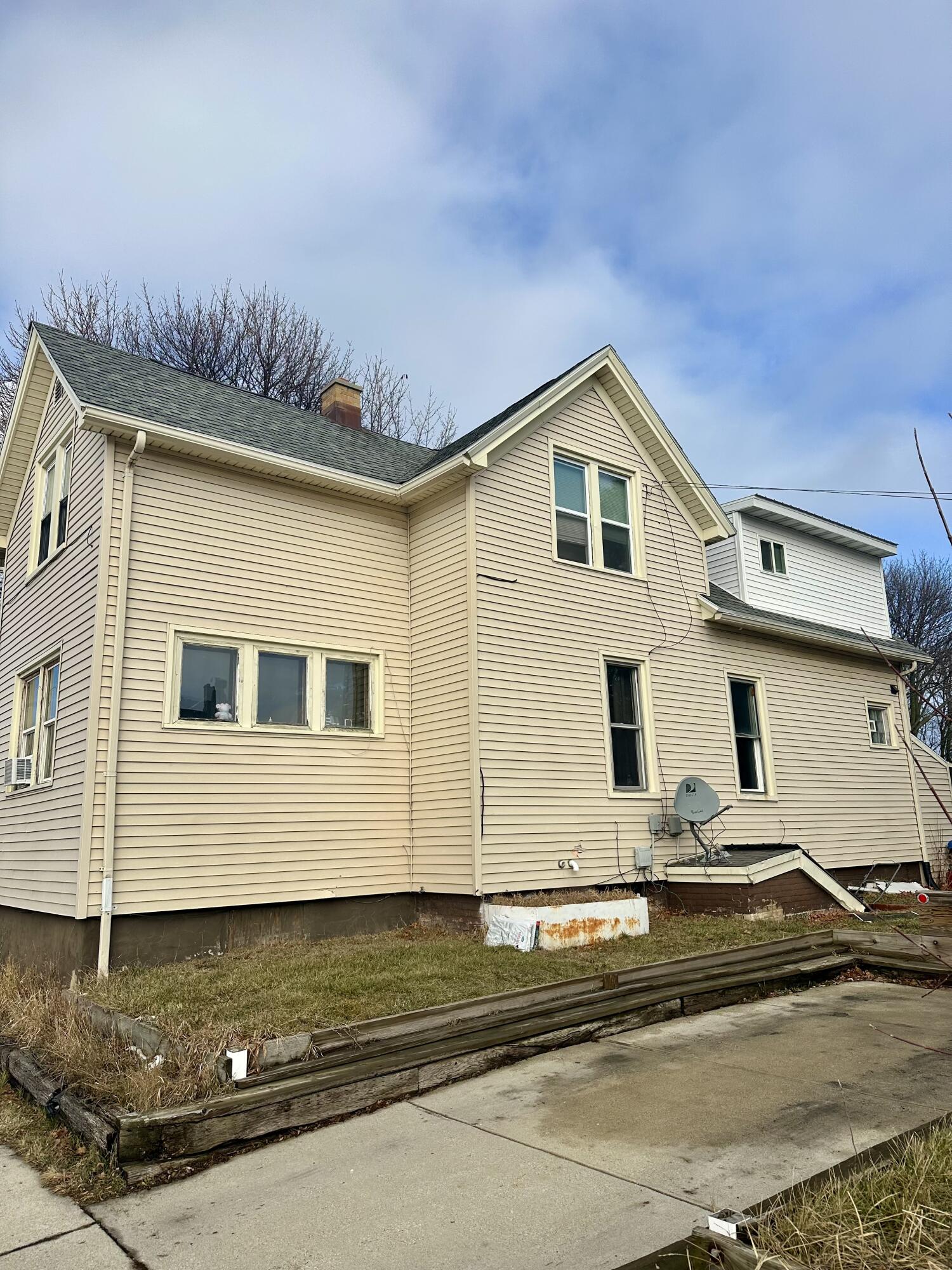 1945 North 15th Street Sheboygan, WI 53081 - Photo 2 of 10 Exterior 2